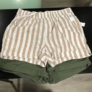 Old Navy Shorts NWT